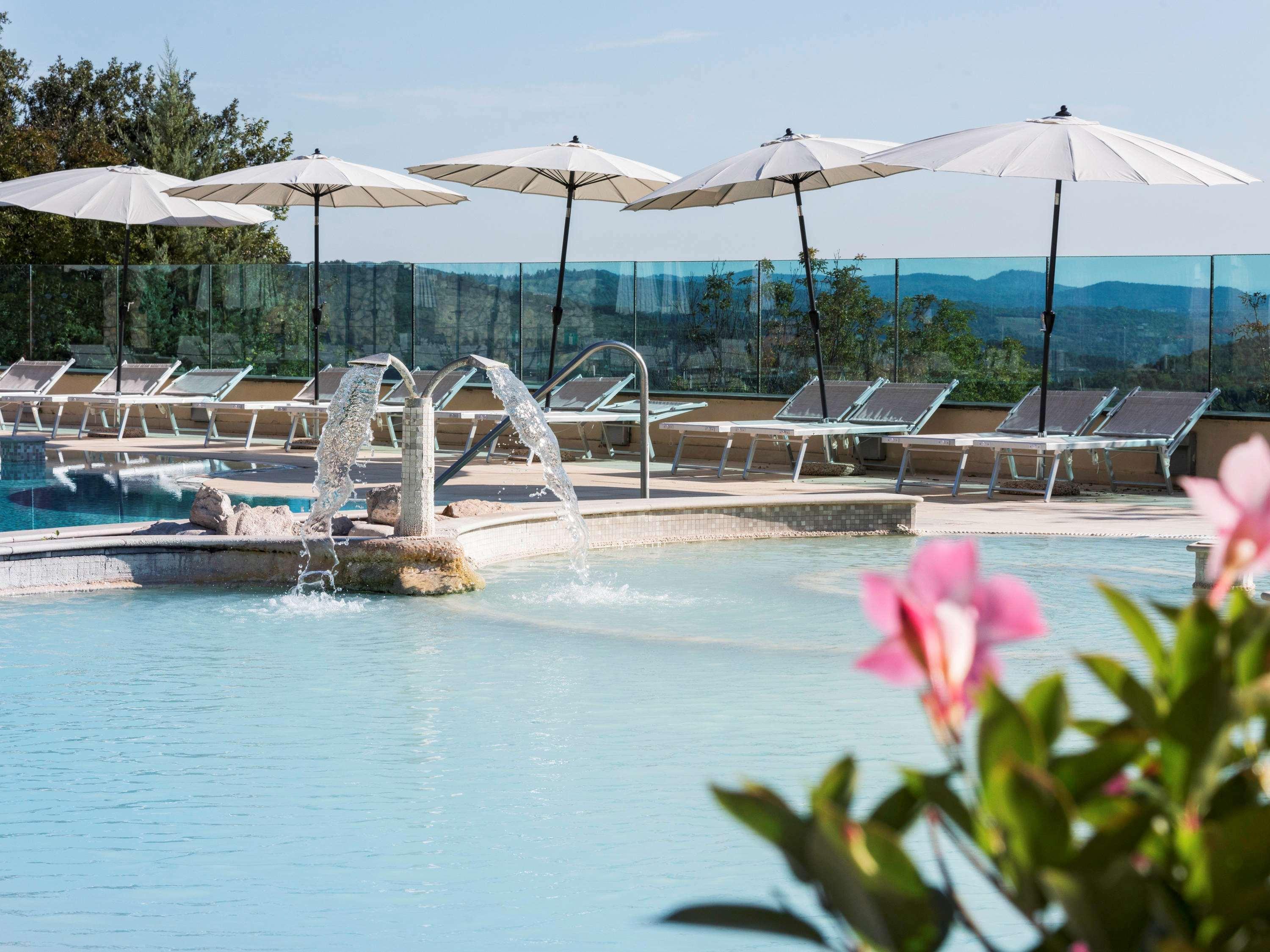 Mercure Petriolo Siena Terme Spa Hotel Bagni Di Petriolo Esterno foto