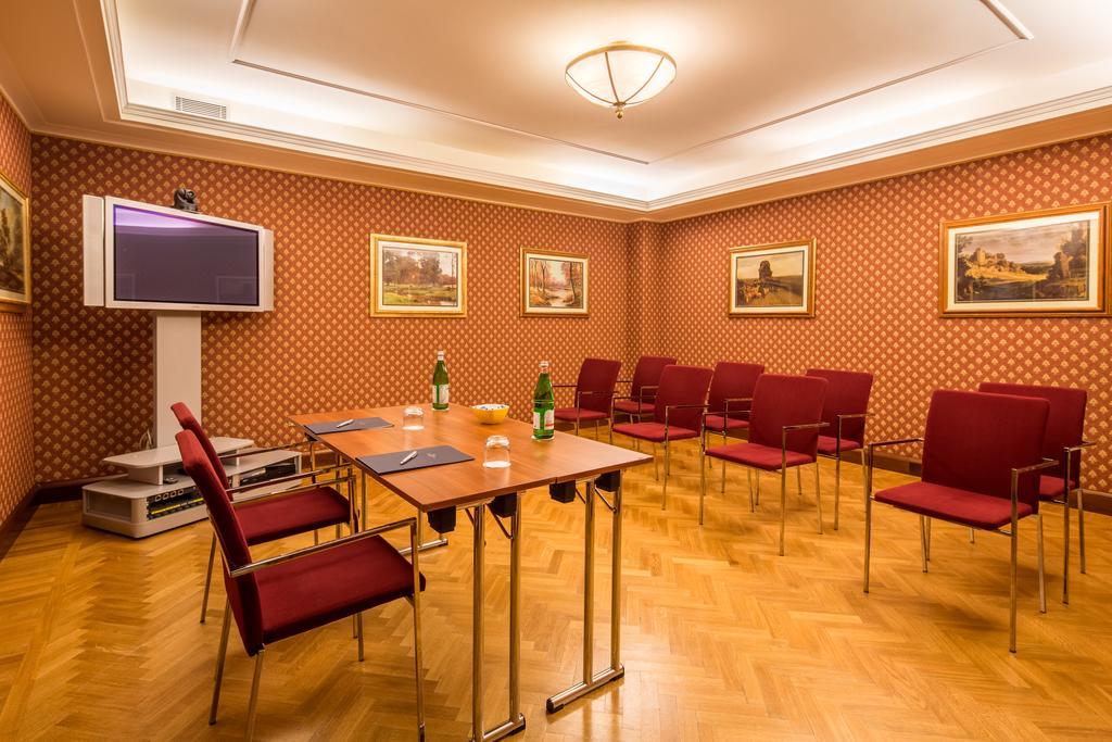 Mercure Petriolo Siena Terme Spa Hotel Bagni Di Petriolo Esterno foto